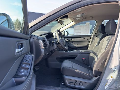 New 2026 Nissan Rogue SV image 11