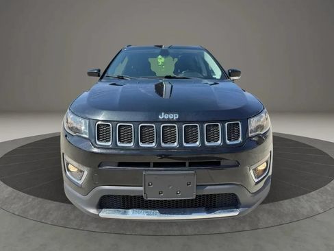 Used 2019 Jeep Compass Limited AWD/4WD image 2