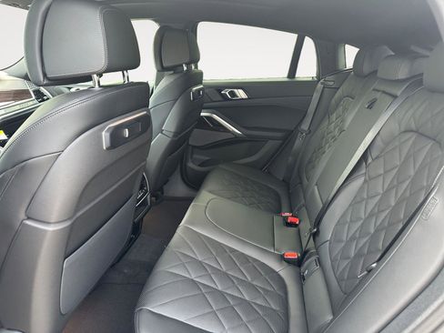 New 2026 BMW X6 xDrive40i image 16