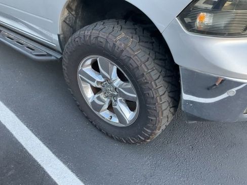 Used 2017 RAM 1500 Big Horn AWD/4WD image 3
