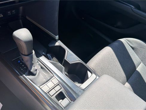 Used 2026 Toyota Camry LE FWD image 10