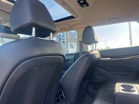 Used 2024 Kia Seltos EX image 22