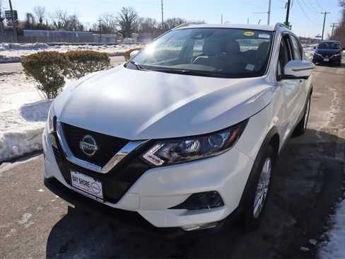 Certified 2022 Nissan Rogue Sport SV w/ Technology Package image 8