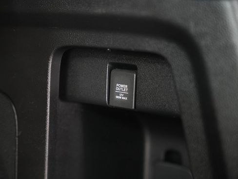 Used 2018 Honda Odyssey LX image 30