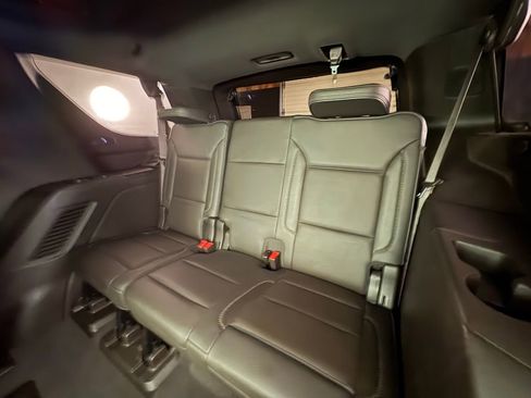 Used 2021 GMC Yukon Denali w/ Denali Premium Package AWD/4WD image 58