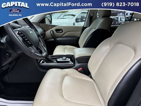 Used 2023 INFINITI QX80 Premium Select w/ All-Season Package AWD/4WD image 19