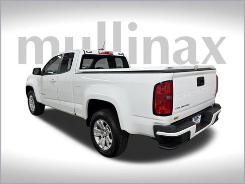 Used 2021 Chevrolet Colorado LT w/ Fleet Safety Package image 10