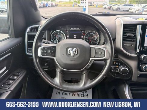 Used 2022 RAM 1500 Big Horn AWD/4WD image 14