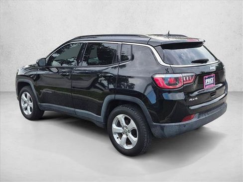 Used 2018 Jeep Compass Latitude w/ Popular Equipment Group AWD/4WD image 7