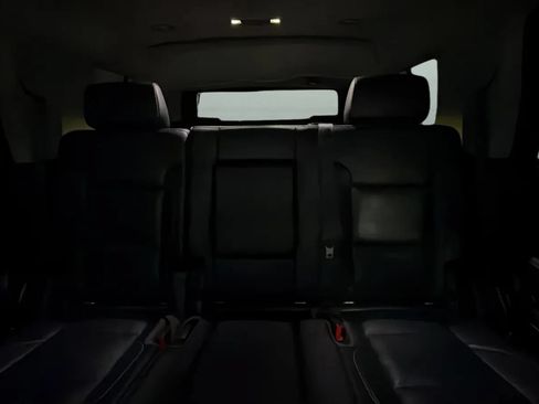 Used 2018 GMC Yukon SLT w/ Open Road Package AWD/4WD image 19
