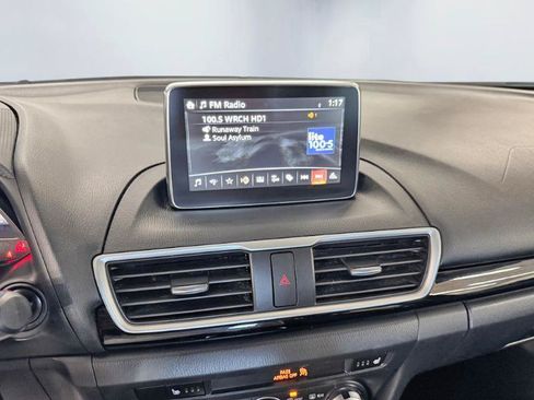 Used 2014 MAZDA MAZDA3 i Grand Touring FWD image 18