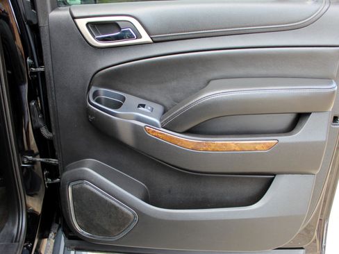 Used 2015 GMC Yukon XL Denali w/ Touring Package image 21