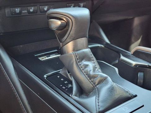 Certified 2024 Lexus ES 350 w/ Premium Package FWD image 15
