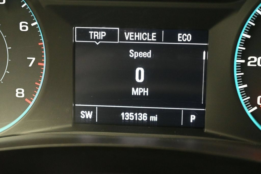 Used 2020 Chevrolet Traverse LT w/ LPO, Floor Liner Package FWD image 16
