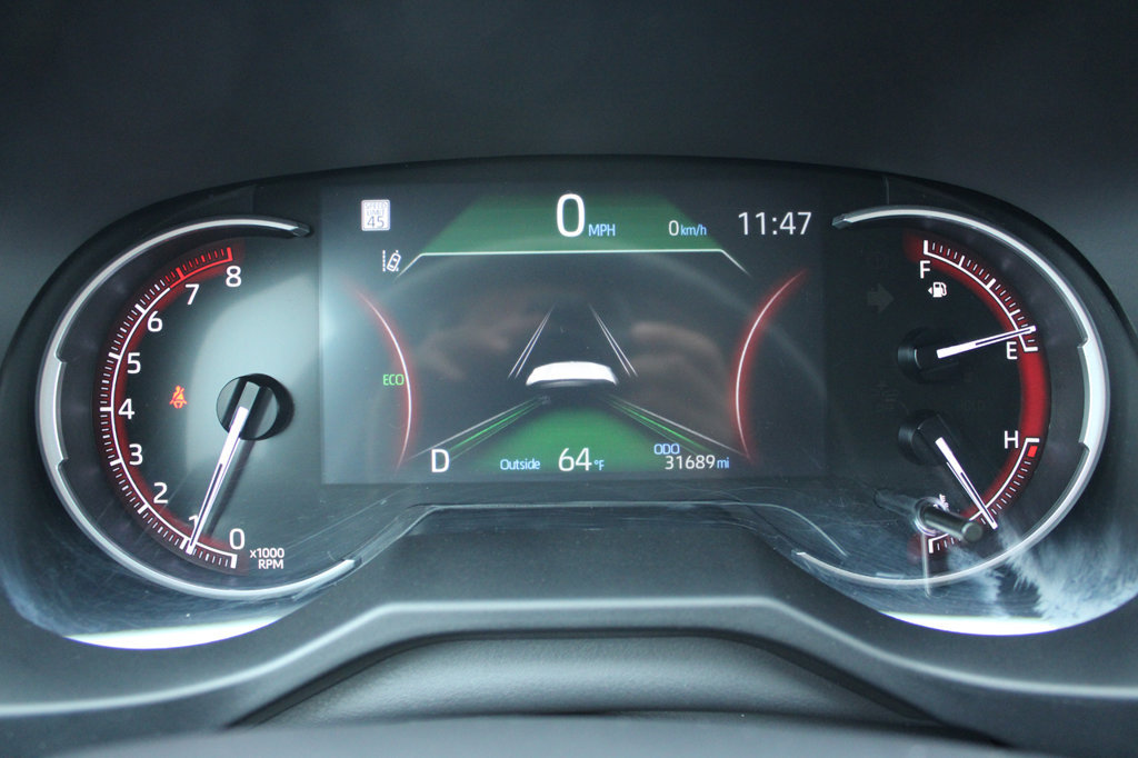 Used 2025 Toyota RAV4 XLE AWD/4WD image 39