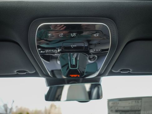 New 2026 Mercedes-Benz C 300 4MATIC Sedan image 18