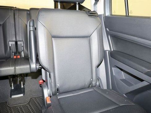 Used 2020 Volkswagen Atlas SE w/ Panoramic Sunroof Package image 14