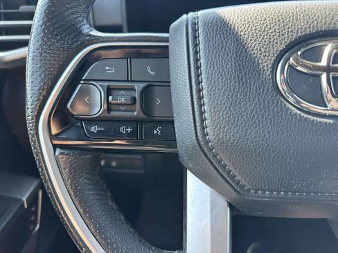 Used 2023 Toyota Tundra Platinum AWD/4WD image 12