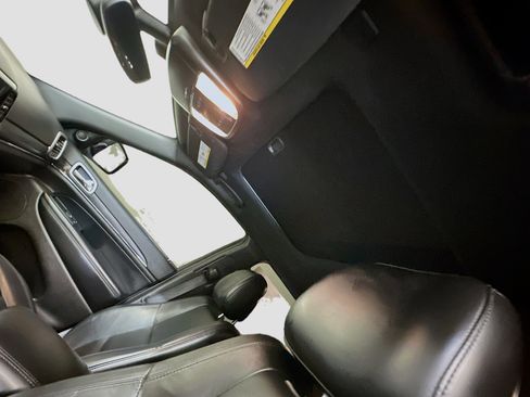 Used 2020 Jeep Grand Cherokee Limited image 27