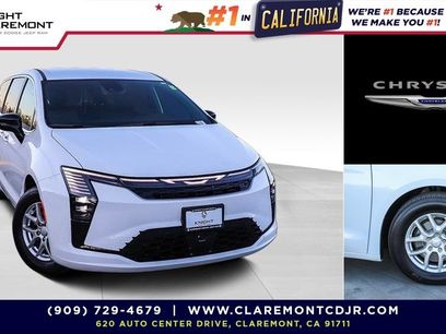 New 2027 Chrysler Pacifica Select