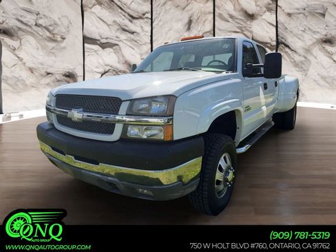 Used 2004 Chevrolet Silverado 3500 LS w/ Heavy-Duty Power Package AWD/4WD image 1