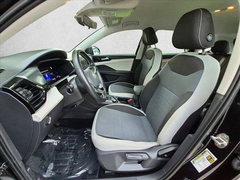 Used 2025 Volkswagen Taos S AWD/4WD image 16