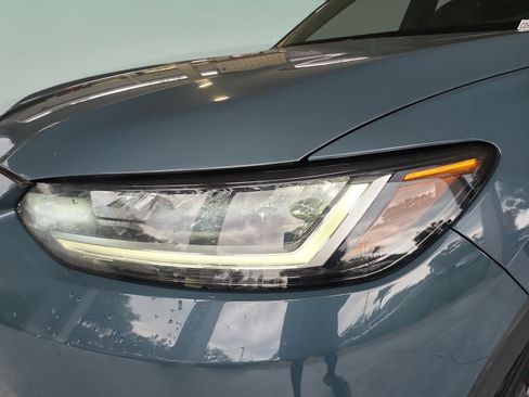 Certified 2024 Honda HR-V Sport image 31