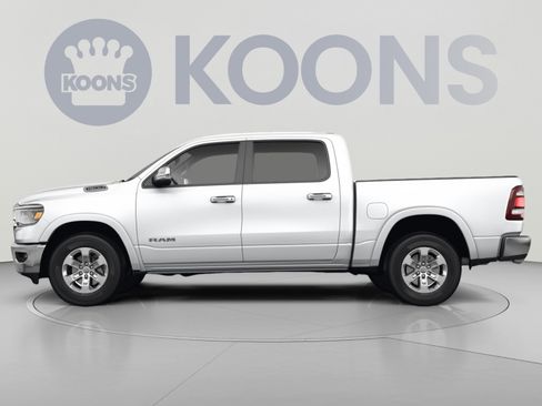 Used 2022 RAM 1500 Laramie AWD/4WD image 2