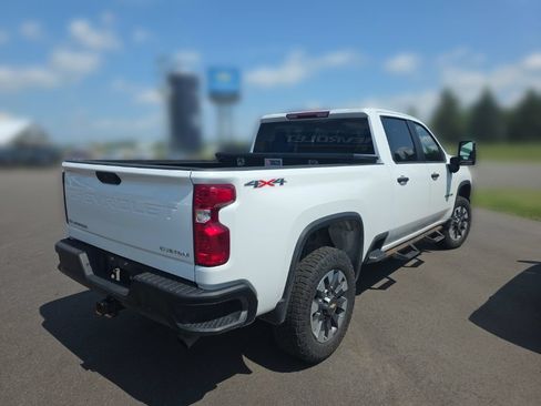 Used 2024 Chevrolet Silverado 2500 Custom w/ Custom Convenience Package AWD/4WD image 4
