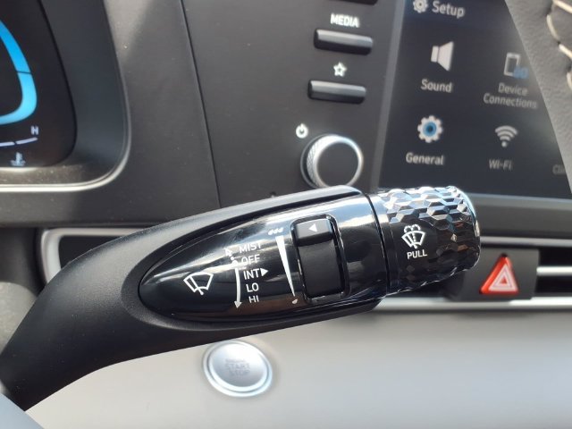 New 2026 Hyundai Elantra Sport FWD image 29