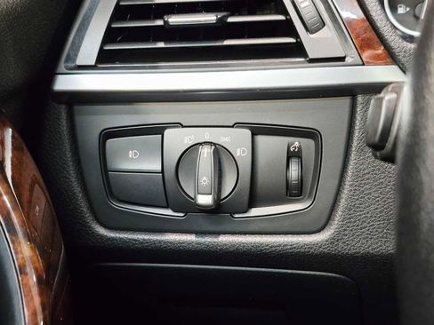 Used 2013 BMW 328i xDrive Sedan image 21