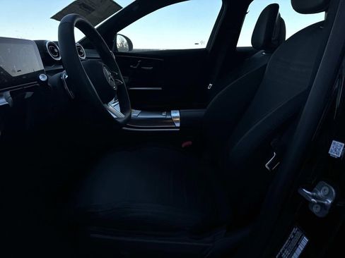 Used 2024 Mercedes-Benz C 300 Sedan image 9