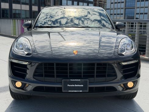 Used 2018 Porsche Macan Sport Edition AWD/4WD image 6