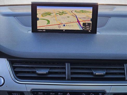 Used 2017 Audi Q7 2.0T Premium Plus w/ Premium Plus Package image 11