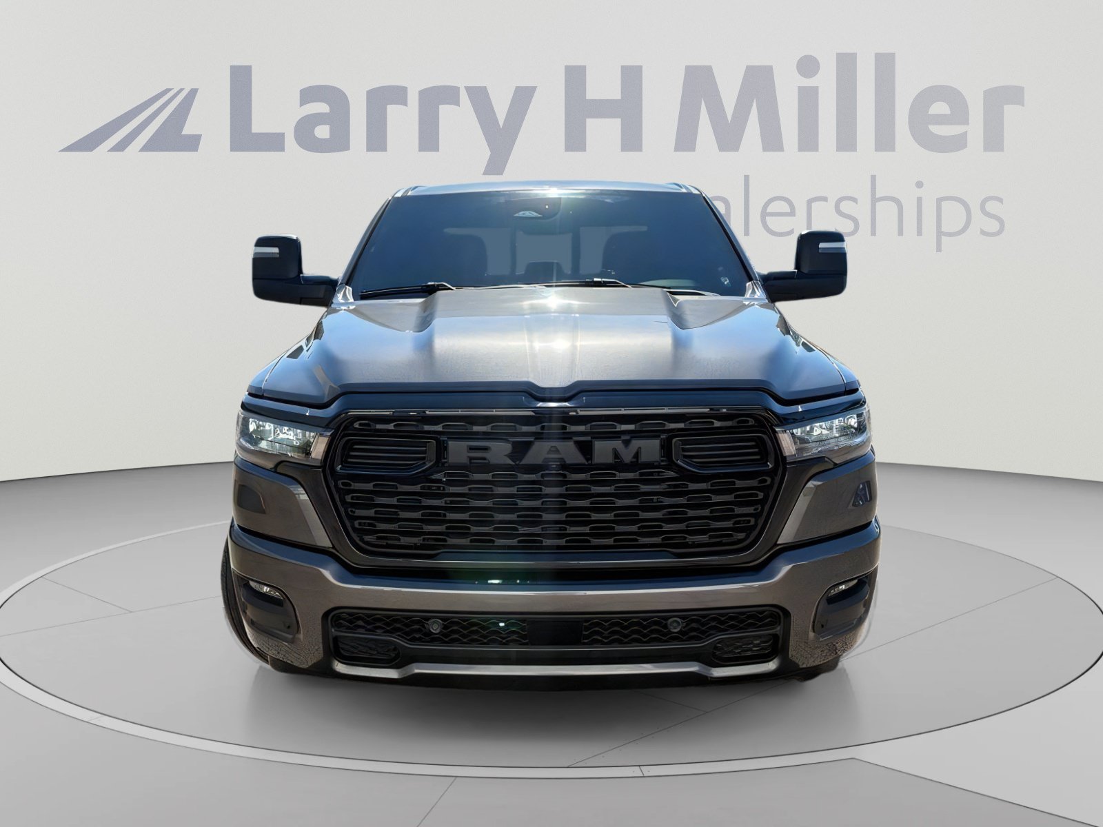 Used 2025 RAM 1500 Big Horn AWD/4WD image 9