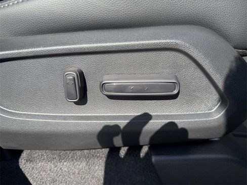 New 2025 Honda Pilot EX-L image 24