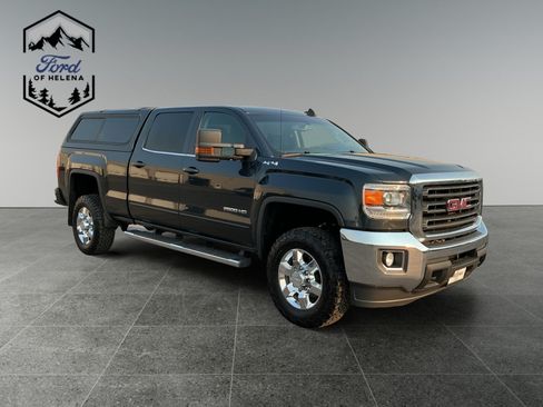 Used 2017 GMC Sierra 2500 SLE w/ HD SLE Preferred Plus Package AWD/4WD image 7