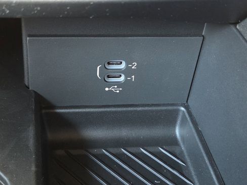 New 2026 Chrysler Pacifica Pinnacle w/ Trailer Tow Group image 25