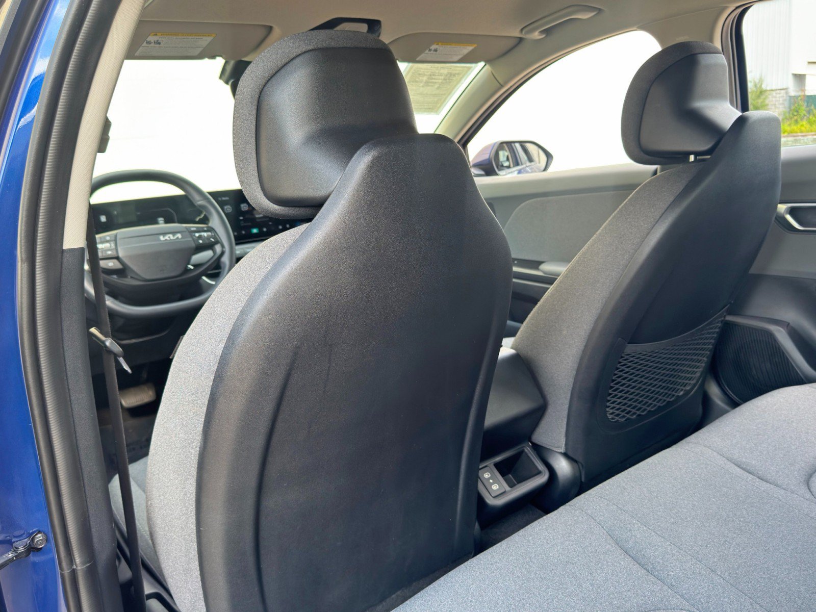 Used 2025 Kia K4 EX FWD image 29