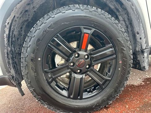 New 2026 Nissan Rogue SV image 28