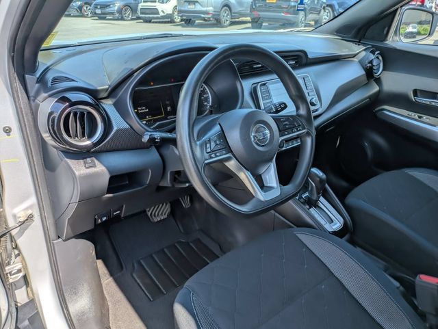 Used 2018 Nissan Kicks SV FWD image 8