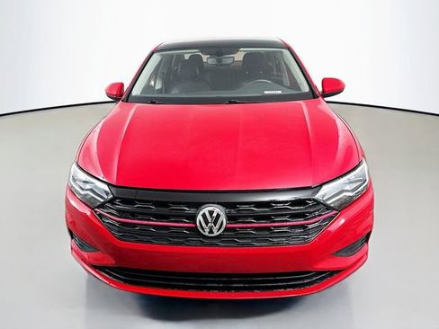 Used 2021 Volkswagen Jetta SE w/ SE Cold Weather Package FWD image 2