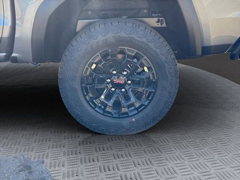 New 2026 GMC Canyon Elevation w/ Convenience Package image 26