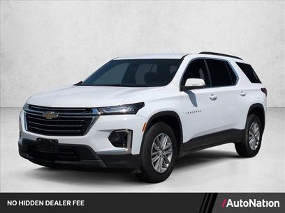 Used 2023 Chevrolet Traverse LT