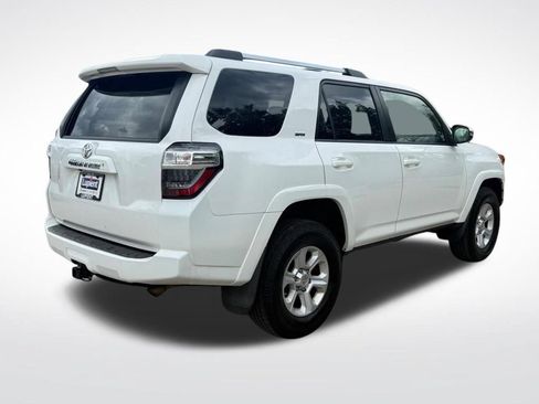 Used 2019 Toyota 4Runner SR5 Premium AWD/4WD image 2