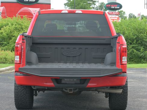 Used 2017 Ford F150 XL w/ Equipment Group 101A Mid AWD/4WD image 28