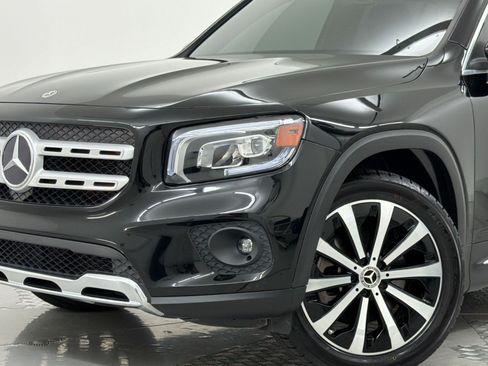 Used 2023 Mercedes-Benz GLB 250 image 12