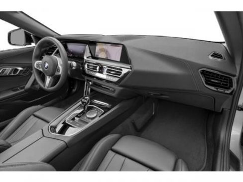 Used 2025 BMW Z4 M40i w/ Premium Package image 17
