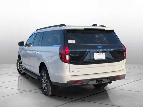 New 2025 Ford Expedition Max Active image 13