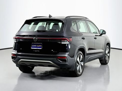Certified 2025 Volkswagen Taos S AWD/4WD image 7